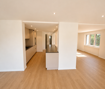Modernes freistehendes 5.5-Zimmer-Einfamilienhaus an ruhiger Lage in Näfels - Photo 3