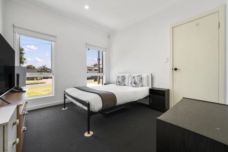 Beautifully Presented Home Offering Comfort, Space and Convenience - Photo 3