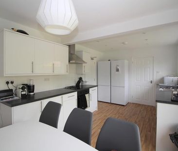 1 Bedroom House / Flat Share to let - Photo 4