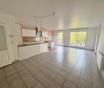 Location Appartement 4 pièces 99m² PONT DE METZ 80480 - Photo 4