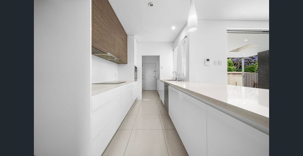 Entertainers' Delight - Photo 1