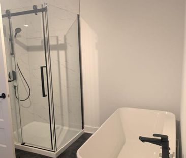 4 ½ + 1 bureau COWANSVILLE- Quartier des comédiens, NOUVELLE CONSTR... - Photo 3