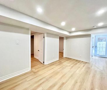 For Lease - 65 Dewlane Drive, Toronto, Ontario - Photo 6