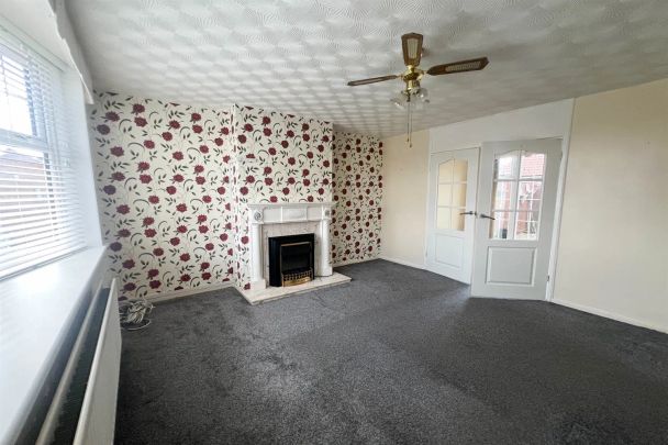3 bed semi-detached house to rent in Fulwell Avenue, South Shields, NE34 - Photo 1