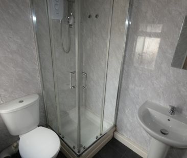 Hornby Rd Flat 2 - Photo 3