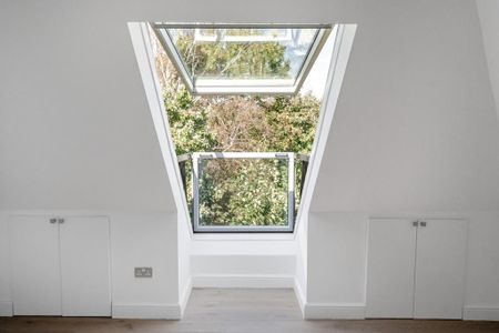 4 bedroom detached house to rent - Photo 4