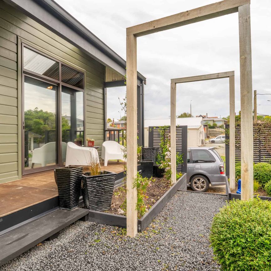 The perfect blend of style and comfort - 5 York Street - Photo 1