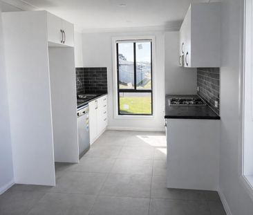 2 Bedroom Hillvue Unit - Photo 5