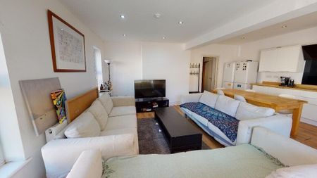 Christina Terrace, Clifton - Photo 2