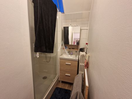 Location Appartement 3 pièces 53m² - Photo 3