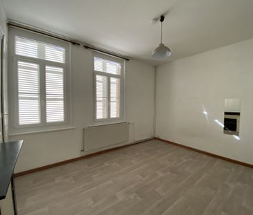 F1 BIS NON MEUBLÉ QUARTIER HENRIVILLE - CHAUFFAGE COMPRIS - Photo 5