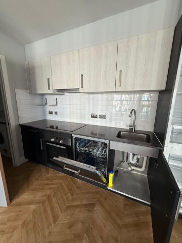 2 Bed Flat, Beaufort House, B3 - Photo 2