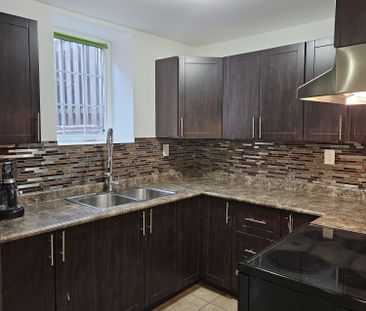 For Lease - 178 Keffer Circle Unit# BSMT, Newmarket, Ontario - Photo 4