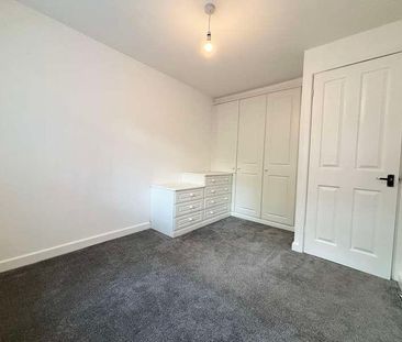 Headley Close, St. Helens, WA10 - Photo 4