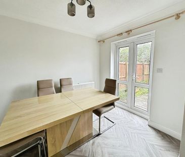 3 bedroom terraced house to rent - Photo 1