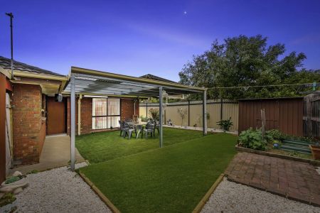 THIS PROPERTY FEATURES: - Photo 2