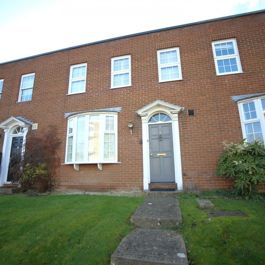 Overton Park Road, - Photo 1