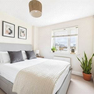 Heathland Court, Maidenhead Heathland Court, Maidenhead - Photo 2