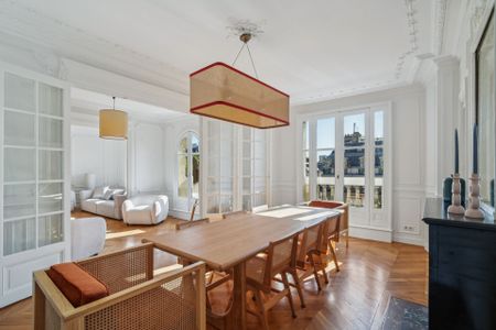 Location Appartement de luxe Paris 6 6 Pièces 146 m² - Photo 5