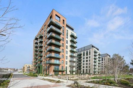 Greenleaf Walk, Southall, UB1 - Photo 5