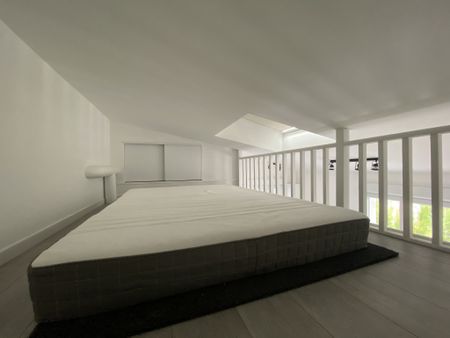 PROCHE FACULTES STUDIO MEUBLÉ - Photo 3