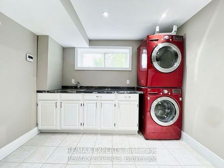 For Lease - 7 Montvale Drive, Toronto, Ontario - Photo 2