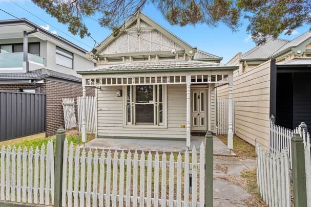 Generous Space in an Inner West Pocket - Photo 1