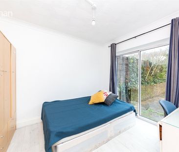 6 bedroom semi-detached house to rent - Photo 5