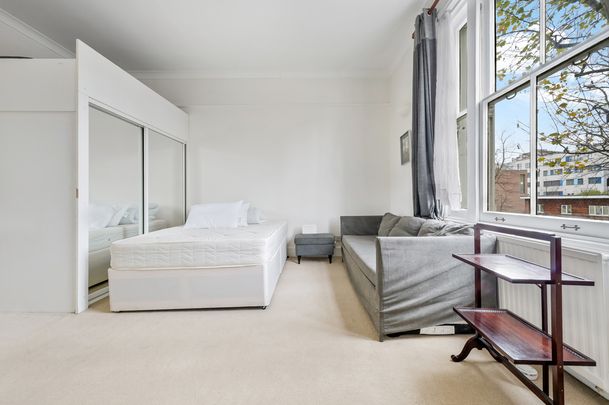 Marlborough Hill, NW8, London - Photo 1