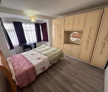 1 bedroom semi-detached house to rent - Photo 3