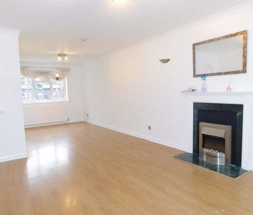 3 bedroom property to rent - Photo 3