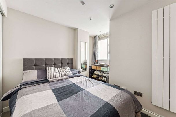 PETS FRIENDLY. MANAGED BY SAVILLS. A contemporary one bedroom flat close to Paddington station and Hyde Park - Photo 1