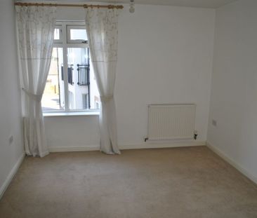 2 Bedroom Flat - Photo 5