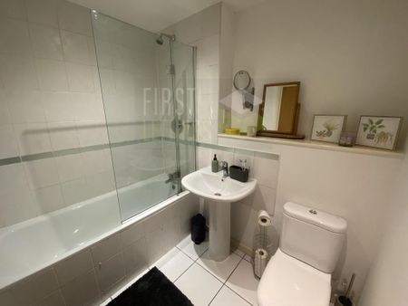 2 bedroom apartment to rent - Photo 5