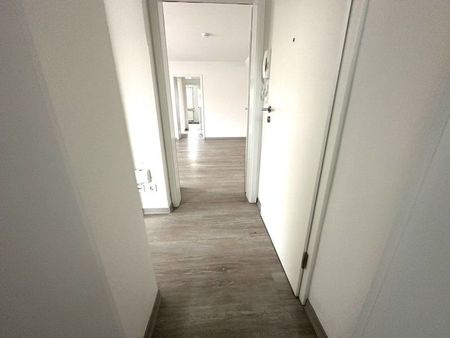 Jetzt zugreifen: 4,5-Zimmer-Wohnung in zentraler Lage - Foto 2