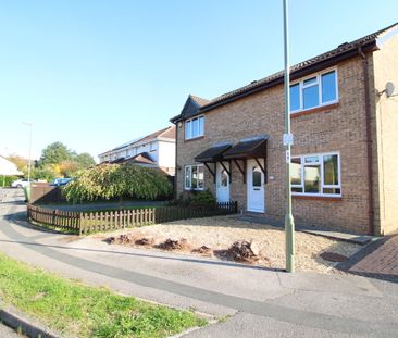 3 bedroom semi-detached house to rent - Photo 1