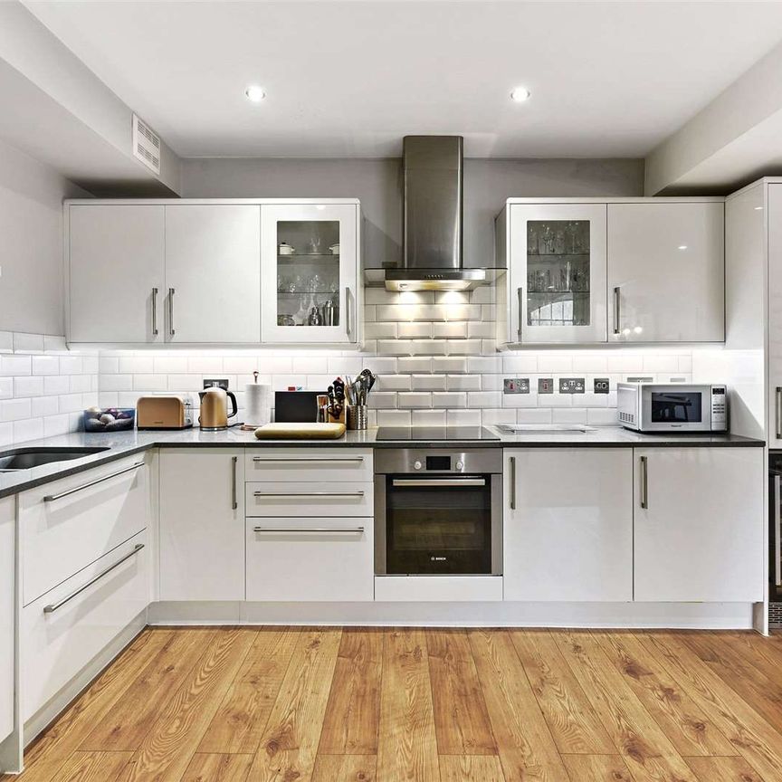 Dundee Court, 73 Wapping High Street, London, E1W 2YG - Photo 1