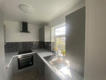 St Aidans Court, Prenton - Photo 5