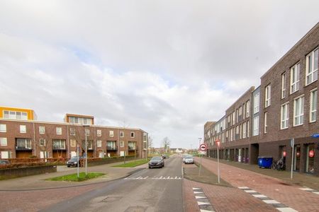 Te huur: Appartement Beneluxlaan in Almere - Photo 5