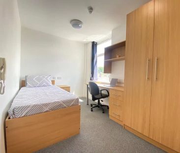 Classic Single Ensuite - Photo 2