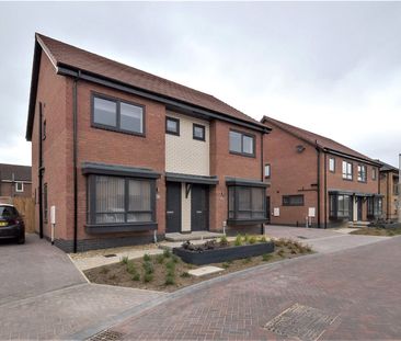 2 bedroom semi-detached house to rent - Photo 3