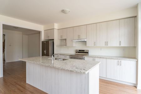 For Lease - 52 Fish Drive, Aurora, Ontario - Photo 5