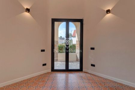 6 room luxury House for rent in Sitges, Catalonia - Photo 5