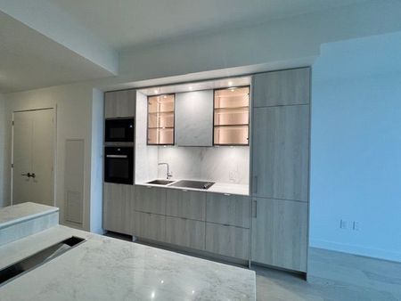 For Lease - 11 Yorkville Avenue Unit# 5203, Toronto, Ontario - Photo 3