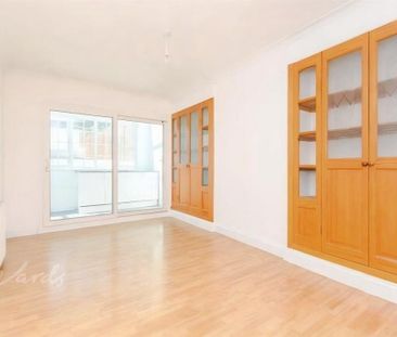 3 bedroom chalet to rent - Photo 4