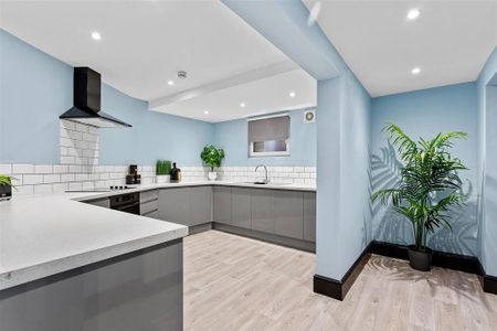 Studio to rent - Photo 5