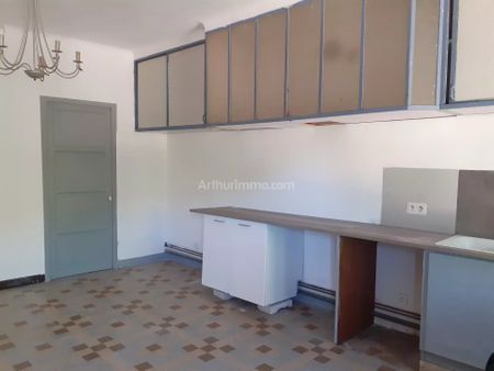 Location Appartement 3 pièces 120 m2 à Salernes - Photo 2