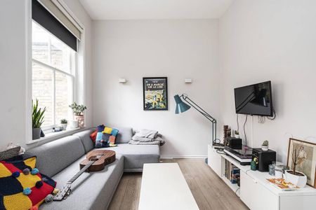 2 bedroom flat to rent - Photo 3