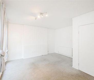 2 bedroom duplex to rent - Photo 3