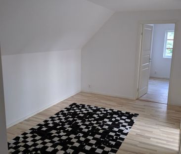 Bergsbrunna villaväg - Photo 4